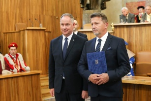 Prof. RNDr. Jiří VONDRÁŠEK, CSc.